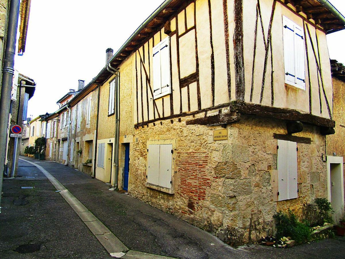 Des Remparts A *